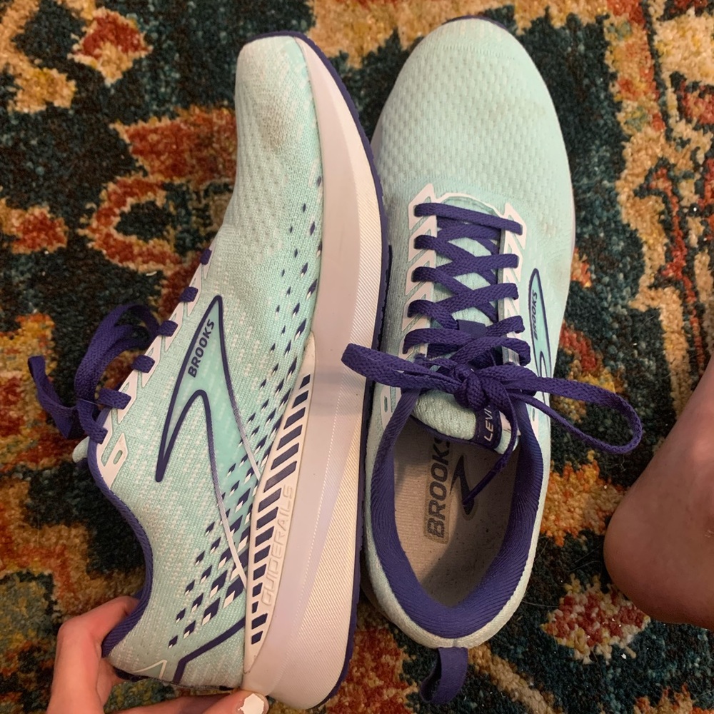 Brooks Levitate GTS 5 10.5